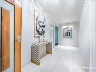 6 Topsail Loop, Alkimos WA 6038