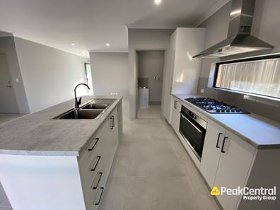 72 Cloudburst Avenue, Baldivis WA 6171