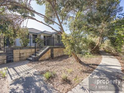 9 Snipe Lane, Tapping WA 6065