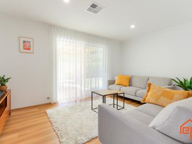 55A Holman Street, Alfred Cove WA 6154