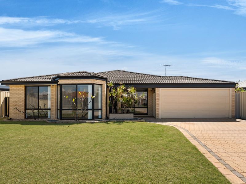 42 Tryall Avenue, Port Kennedy WA 6172
