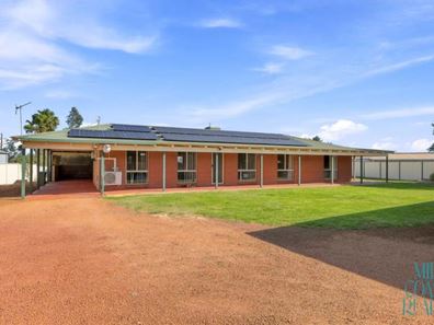 8 Waratah Court, Strathalbyn WA 6530