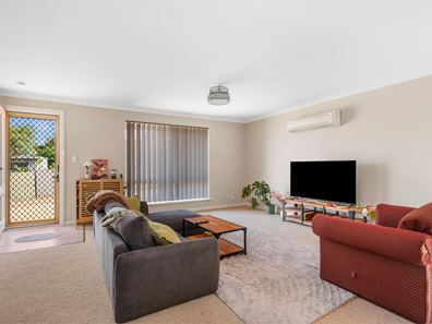 2/3 Kitchener Road, Mullingar WA 6430