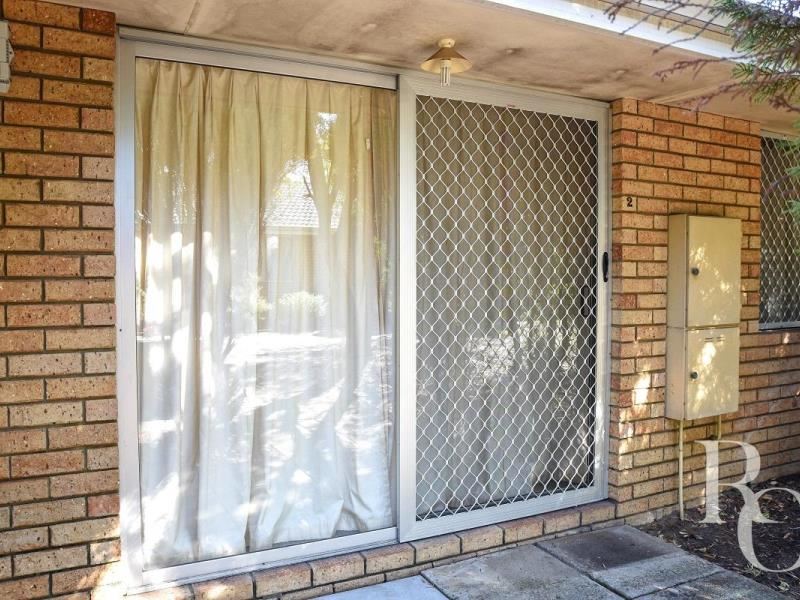 2/82 Leonard Street, Victoria Park WA 6100