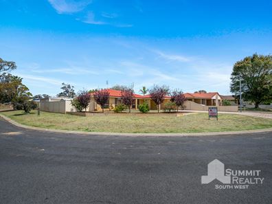 13 Payton Way, Usher WA 6230