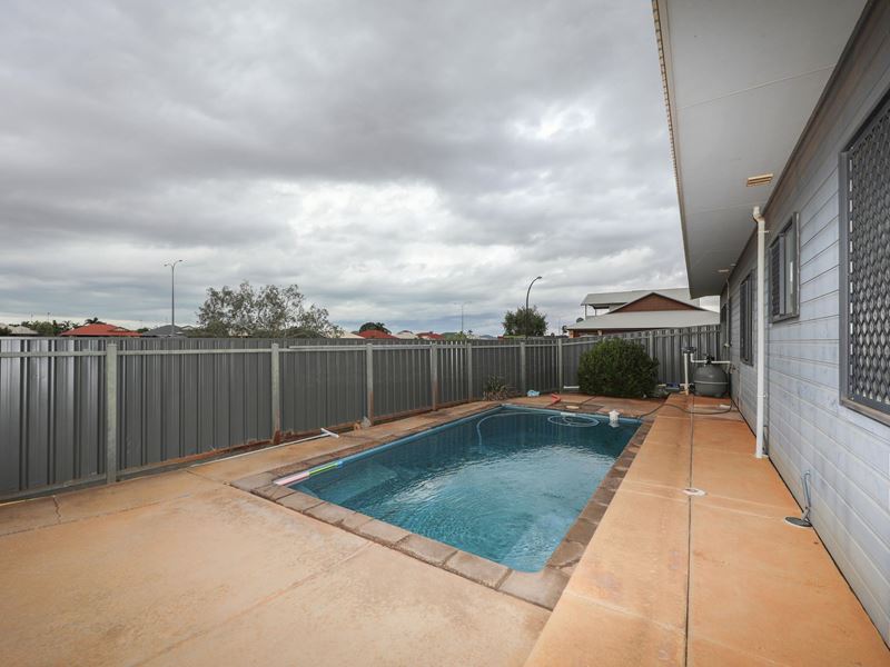 28 Bettong Bend, Baynton WA 6714