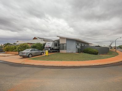 28 Bettong Bend, Baynton WA 6714