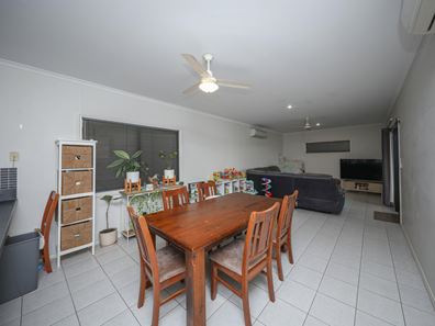 28 Bettong Bend, Baynton WA 6714