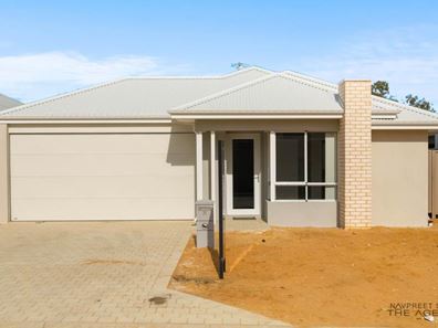 25 Baring Road, Parmelia WA 6167