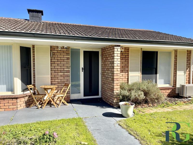 1/5 Bridges Road, Melville WA 6156