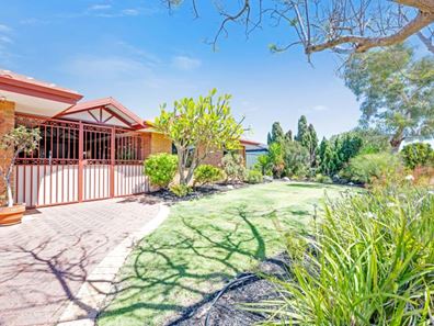 85 Stonehaven Parade, Kinross WA 6028