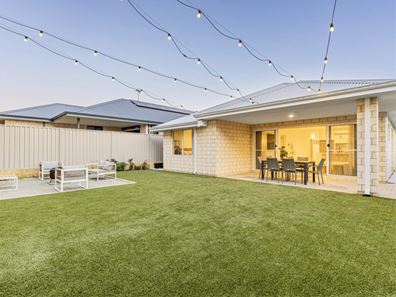 26 Eremophila Street, Sinagra WA 6065