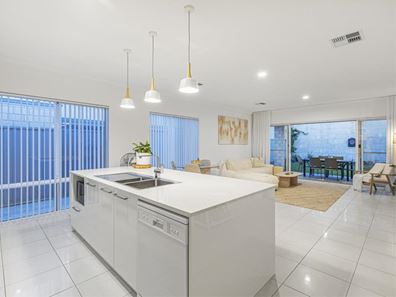 26 Eremophila Street, Sinagra WA 6065