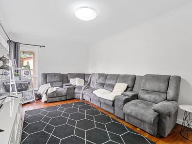 6 Lyne Street, Gosnells WA 6110