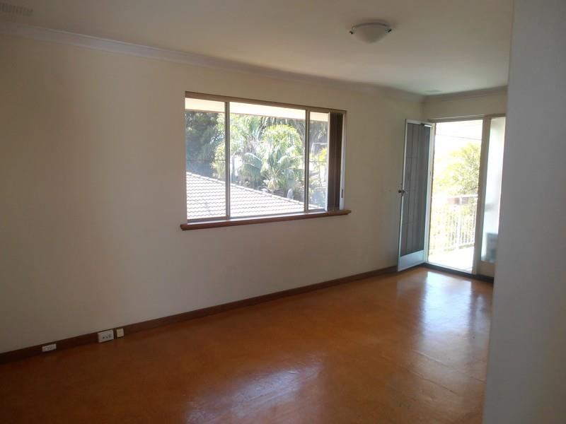 16/25 Heard Way, Glendalough WA 6016