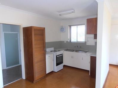 16/25 Heard Way, Glendalough WA 6016