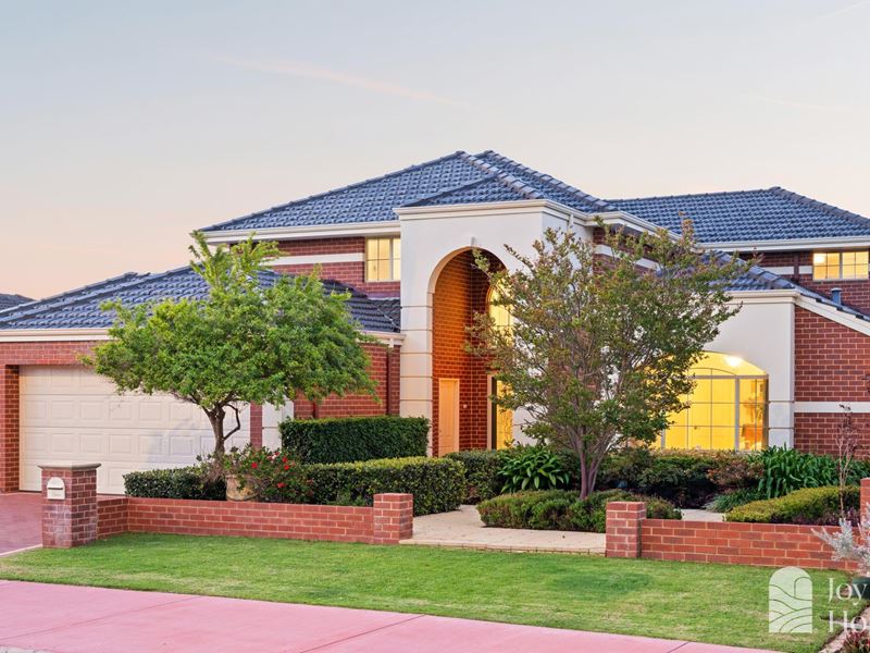22 Ocean Gate Parade, Iluka WA 6028