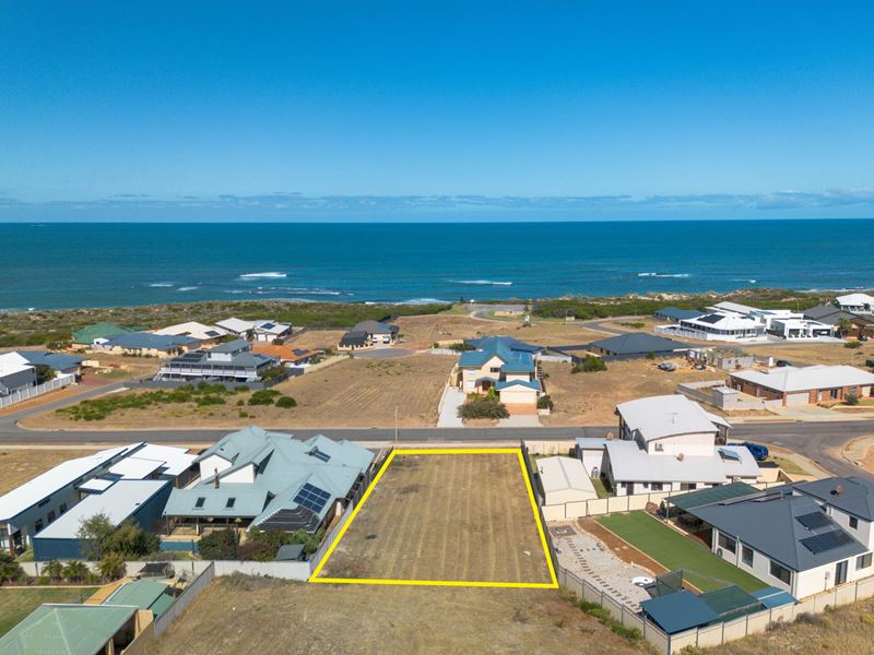 82 North Shore Drive, Dongara WA 6525