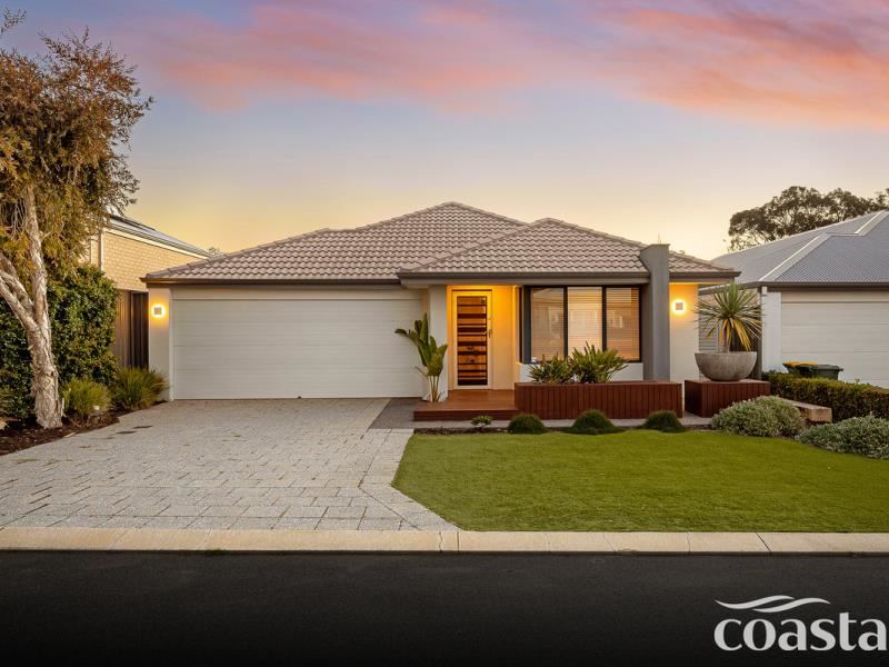 8 Gooljak Rise, Lakelands WA 6180