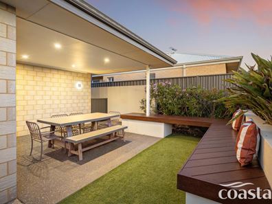 8 Gooljak Rise, Lakelands WA 6180