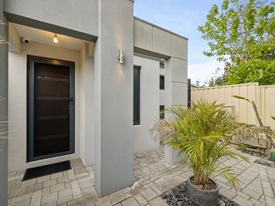 1 Jordan Street, Cloverdale WA 6105