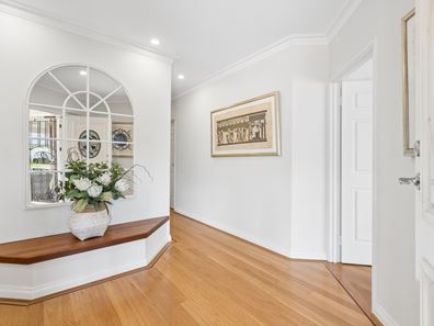 3 Baleine Court, Sorrento WA 6020