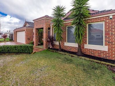 16 Fewson Turn, Ellenbrook WA 6069