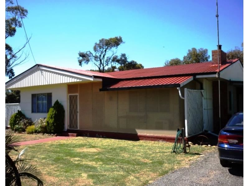 1 George Street, Tambellup