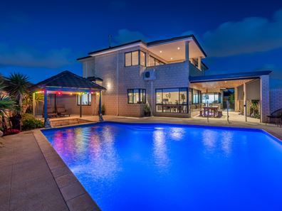 12 Whitewater Lookout, Iluka WA 6028