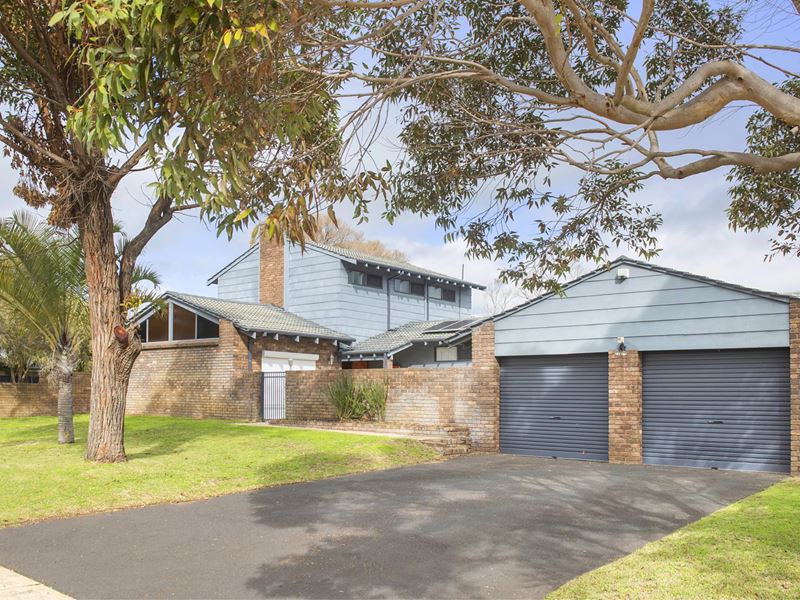 32 Cookworthy  Street, Busselton WA 6280