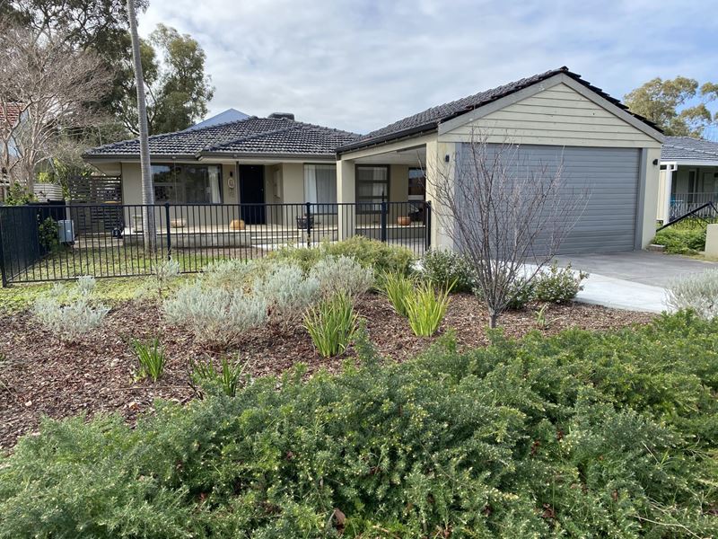 4 Laurel Close, Riverton WA 6148