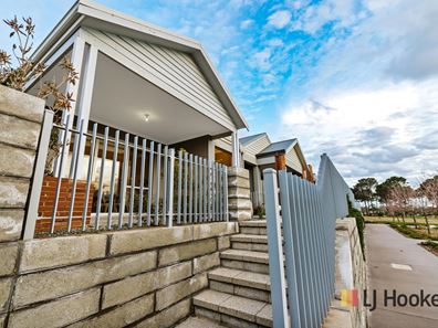 8 Skipsey Lane, Ellenbrook WA 6069