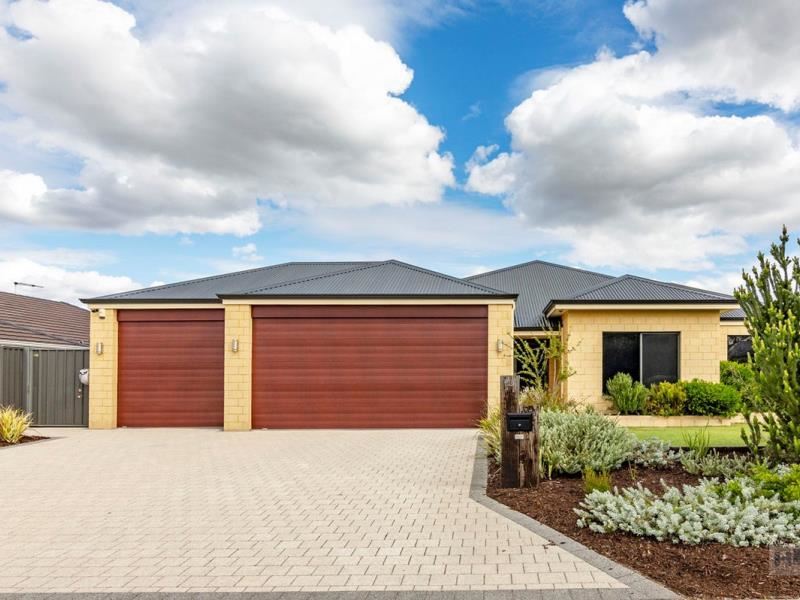 11 Mayroyd Drive, Ellenbrook WA 6069