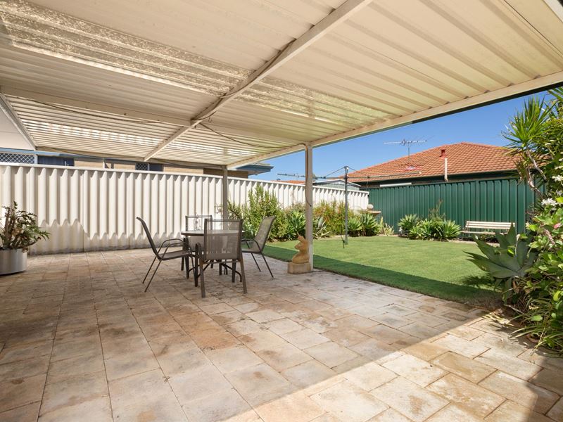 12/31 Salmon Gum Grove, Beechboro WA 6063