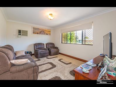 5 Geebung St, Maddington WA 6109