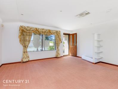 35 Mistletoe Drive, Huntingdale WA 6110