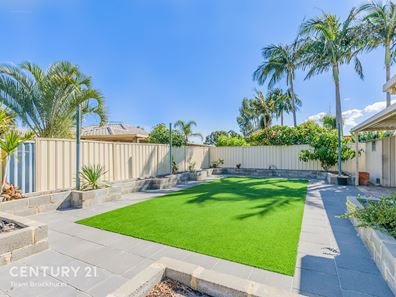 35 Mistletoe Drive, Huntingdale WA 6110