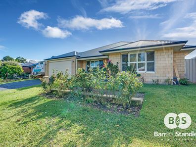 9 Torrens Loop, Millbridge WA 6232