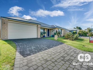 9 Torrens Loop, Millbridge WA 6232