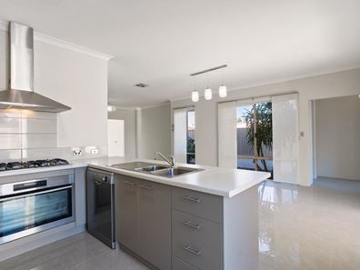 4 Bourne Street, Morley WA 6062