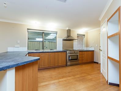 9 Warrego Road, Port Kennedy WA 6172