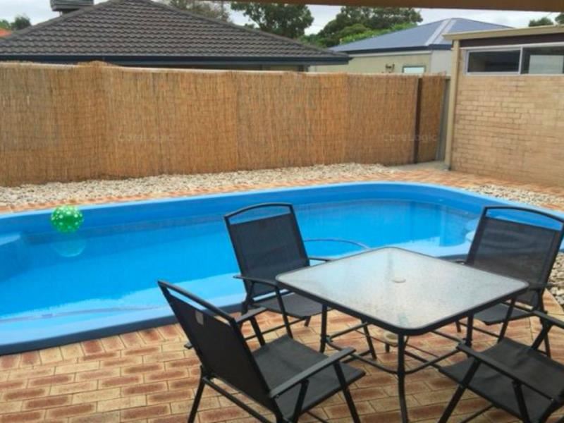 30 Glenmere Road, Warwick