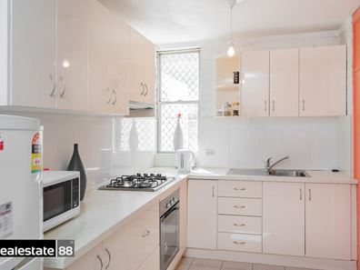 6/38 Waterloo Crescent, East Perth WA 6004