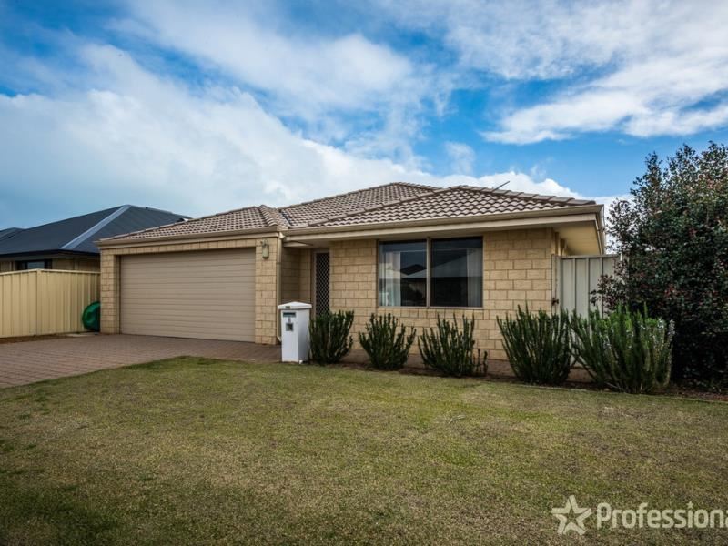 6 Thornhill Lane, Beachlands