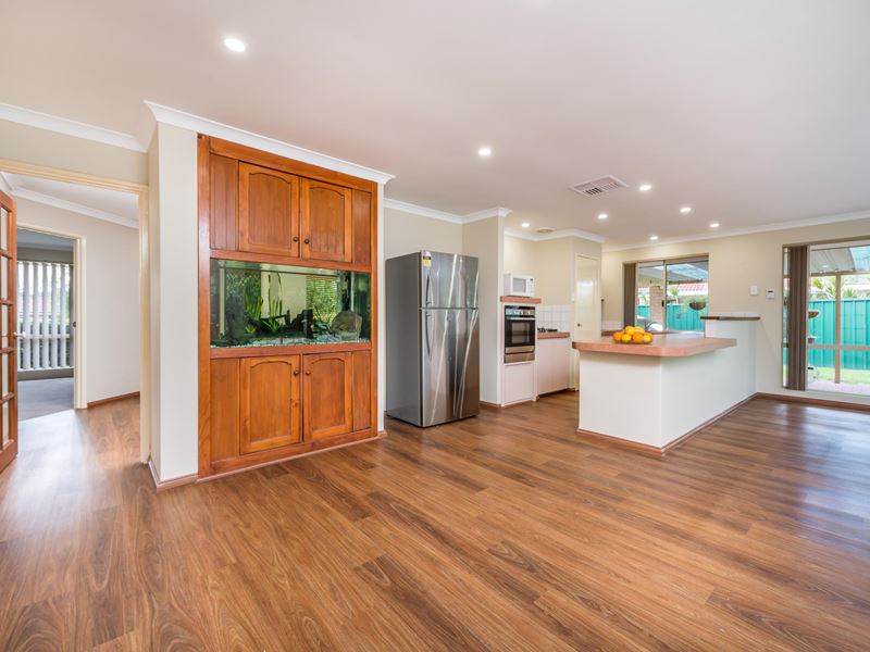 9 Canopy  Court, Banksia Grove WA 6031