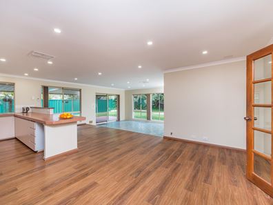 9 Canopy  Court, Banksia Grove WA 6031