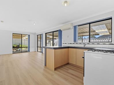 3 Morolo Street, Seville Grove WA 6112