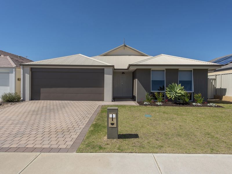 14 Thangoo Way, Golden Bay WA 6174