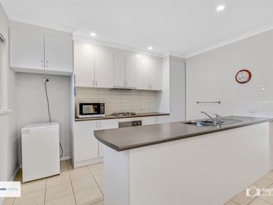 25 Ticehurst Way, Balga WA 6061