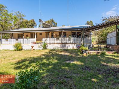 18 Mitchell Street, Wooroloo WA 6558